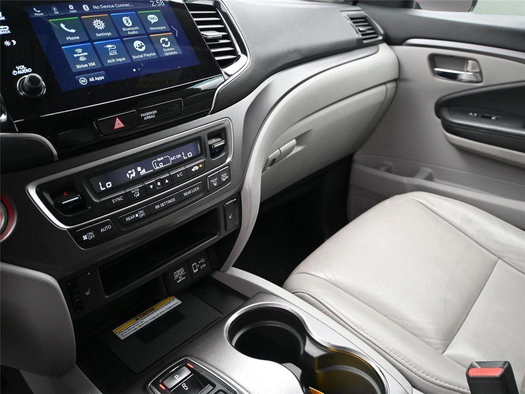 used 2021 Honda Pilot car, priced at $24,000