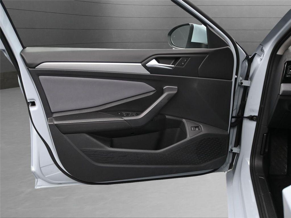 used 2025 Honda CR-V car, priced at $28,650