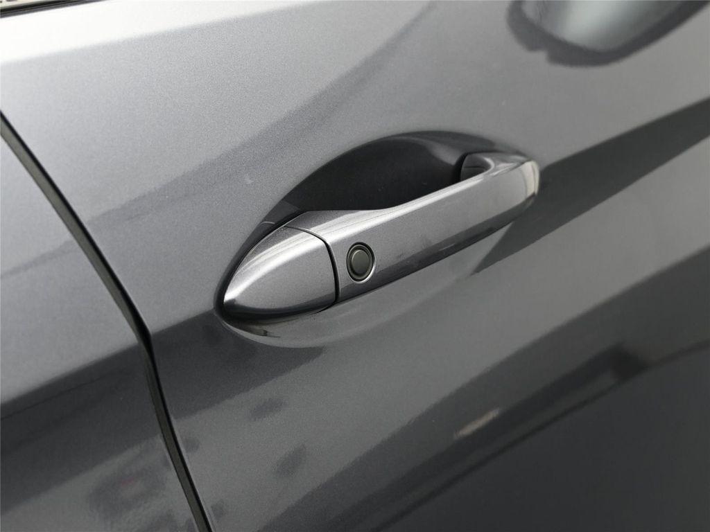 used 2022 Honda Pilot car, priced at $27,000