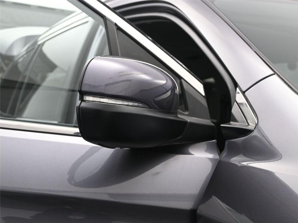 used 2022 Honda Pilot car, priced at $27,000