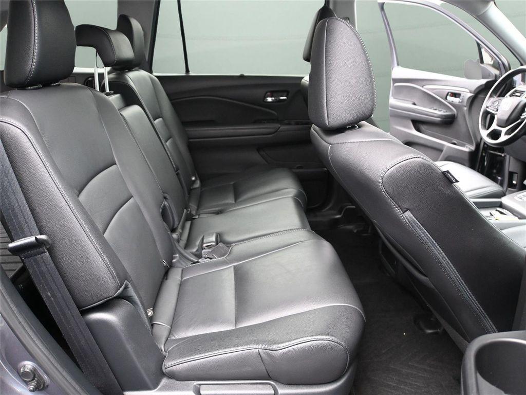 used 2022 Honda Pilot car, priced at $27,000