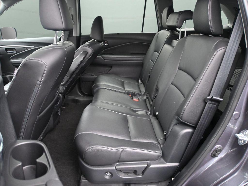 used 2022 Honda Pilot car, priced at $27,000