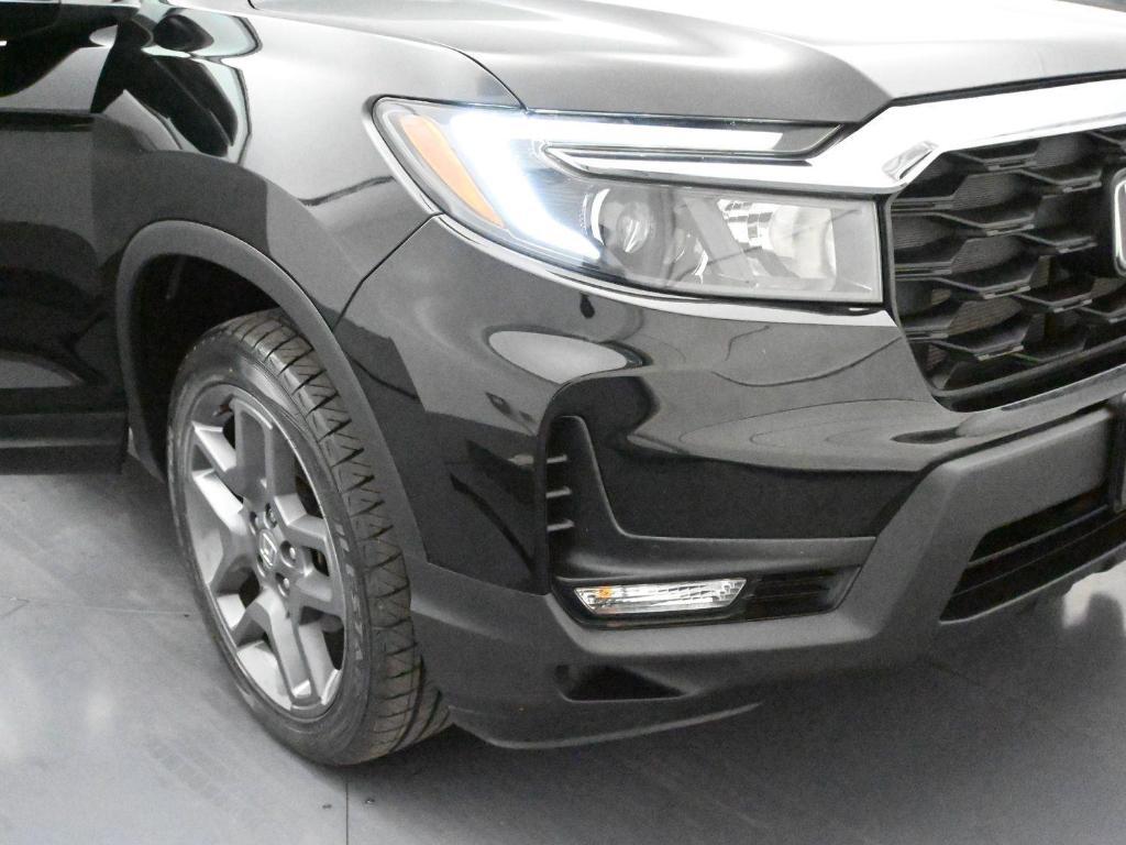 used 2023 Honda Passport car, priced at $29,000
