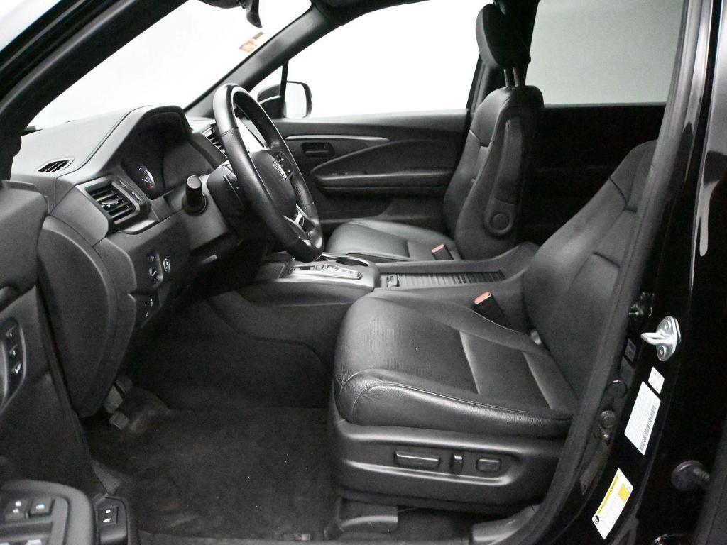 used 2023 Honda Passport car, priced at $29,000