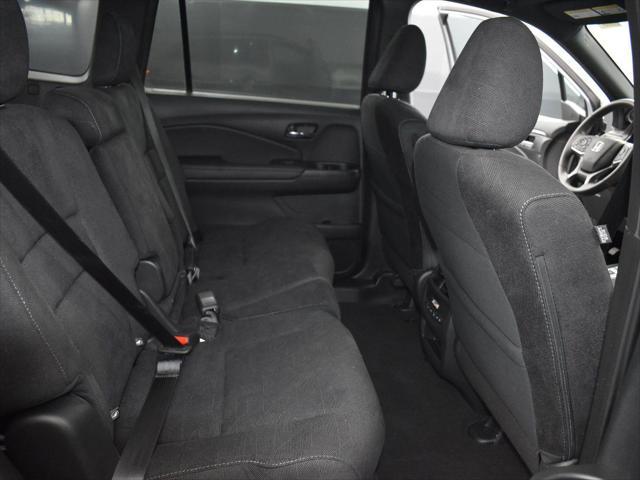 used 2022 Honda Pilot car, priced at $30,500