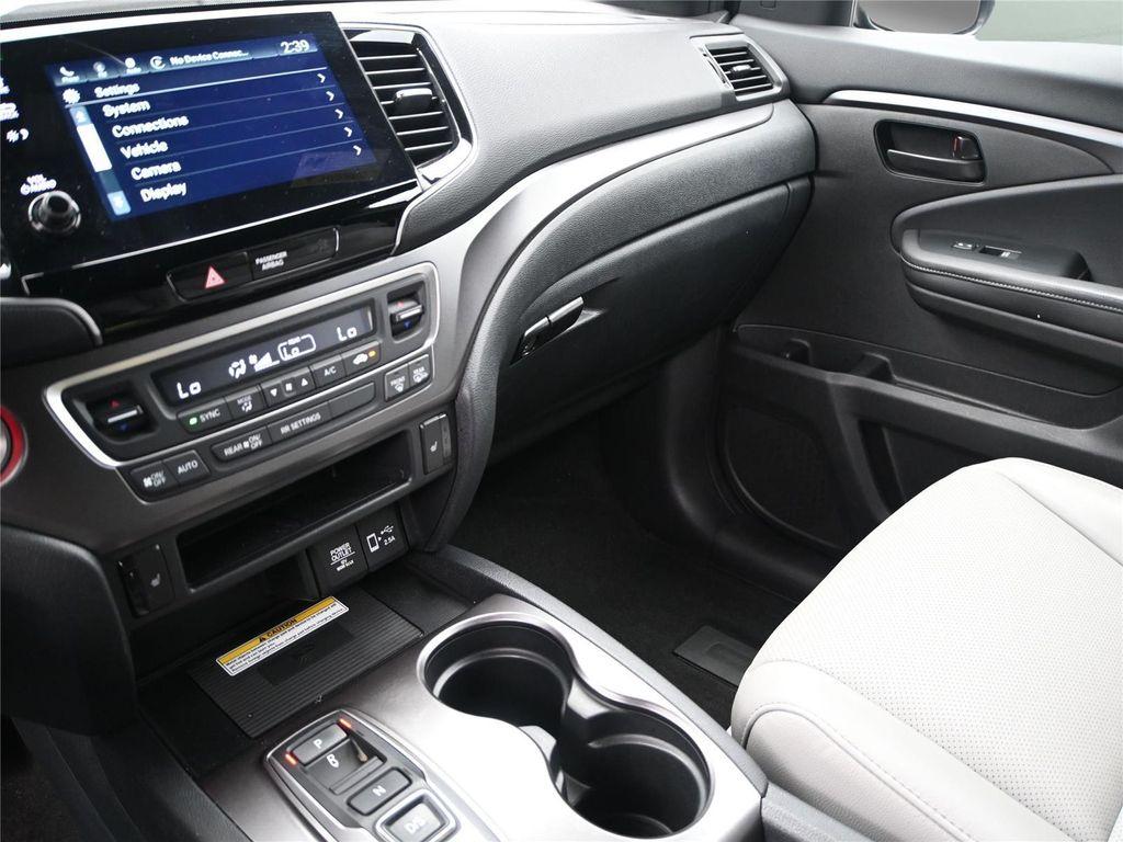 used 2022 Honda Passport car, priced at $28,700