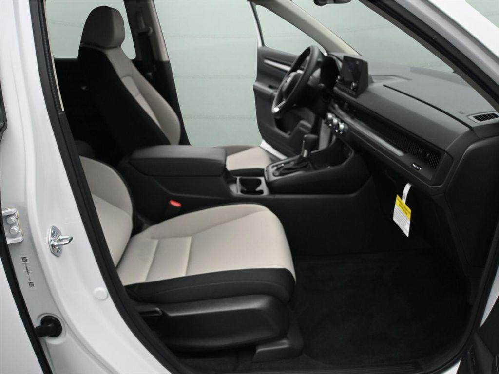 used 2025 Honda CR-V car, priced at $28,500