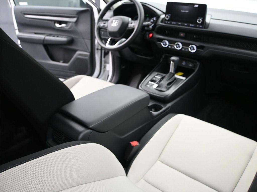 used 2025 Honda CR-V car, priced at $28,500