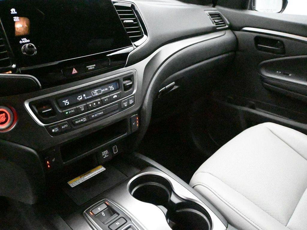 used 2022 Honda Passport car, priced at $28,735