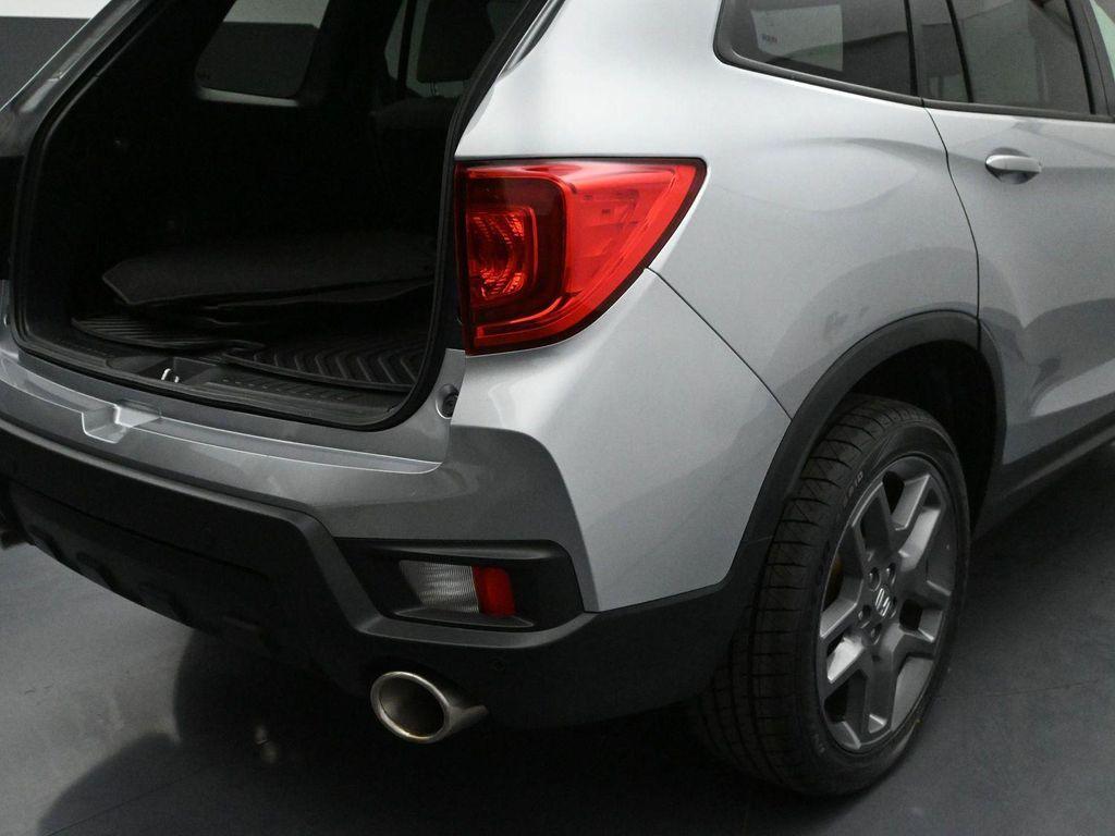 used 2022 Honda Passport car, priced at $28,735