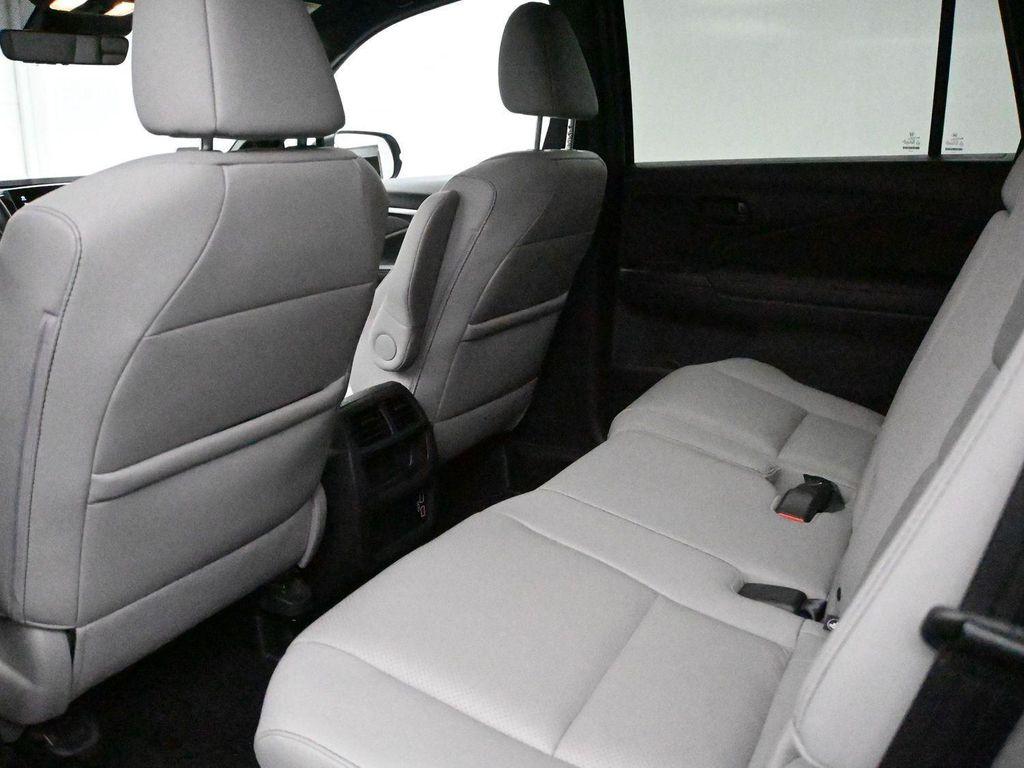 used 2022 Honda Passport car, priced at $28,735