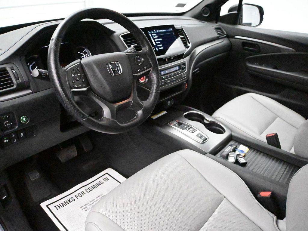 used 2022 Honda Passport car, priced at $28,735