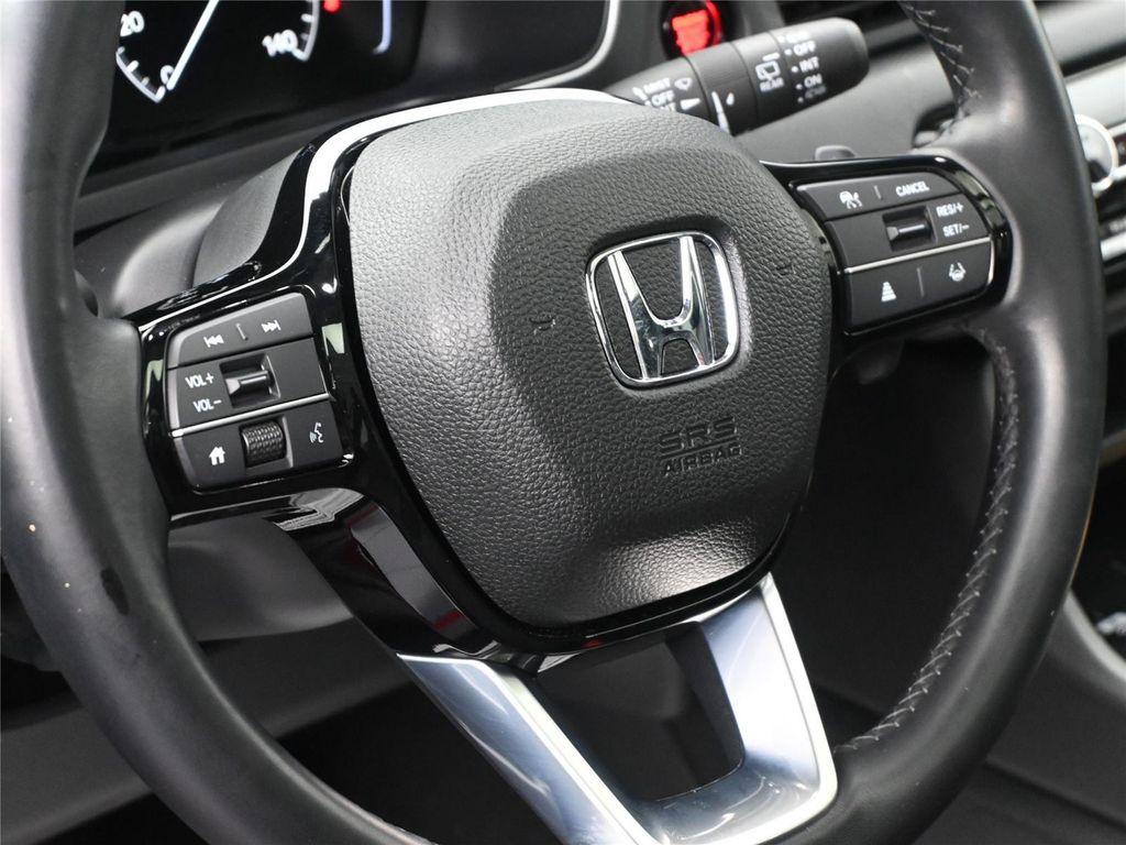 used 2025 Honda Pilot car, priced at $43,500