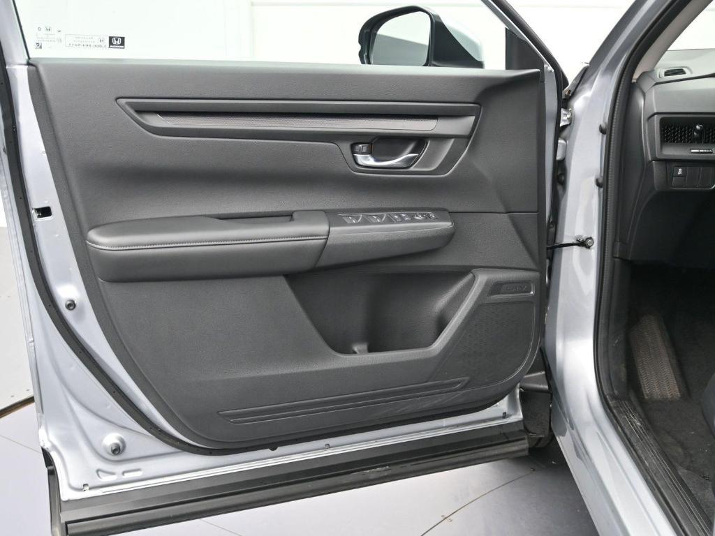 used 2025 Honda CR-V car, priced at $30,400