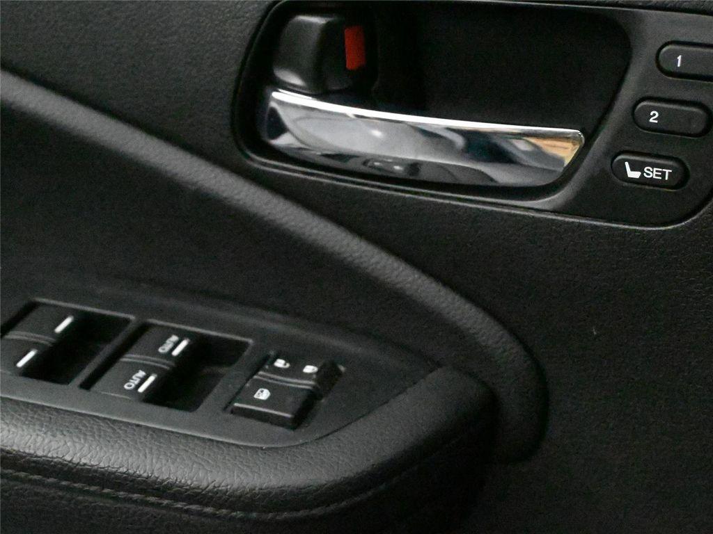 used 2022 Honda Pilot car, priced at $28,000