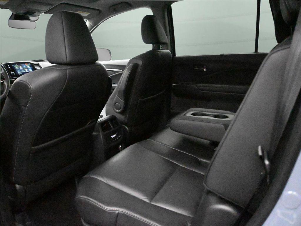 used 2022 Honda Pilot car, priced at $28,000