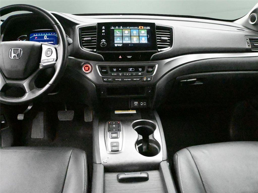 used 2022 Honda Pilot car, priced at $28,000