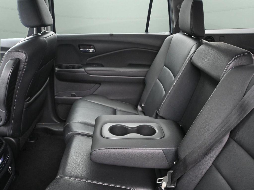 used 2022 Honda Pilot car, priced at $28,000