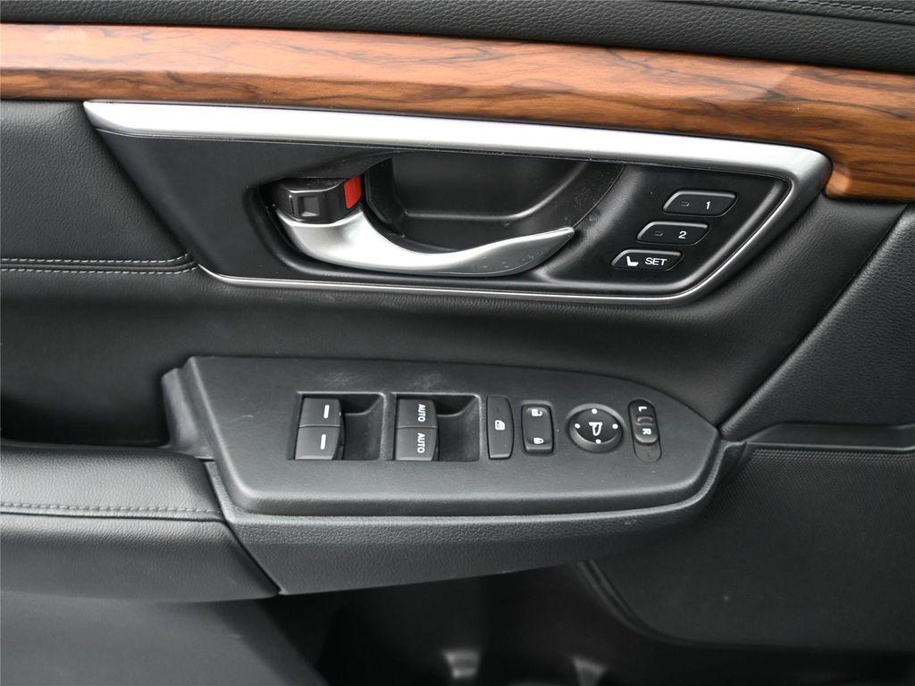 used 2022 Honda CR-V Hybrid car, priced at $28,600