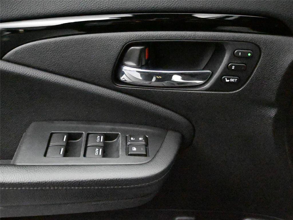 used 2021 Honda Pilot car, priced at $26,500