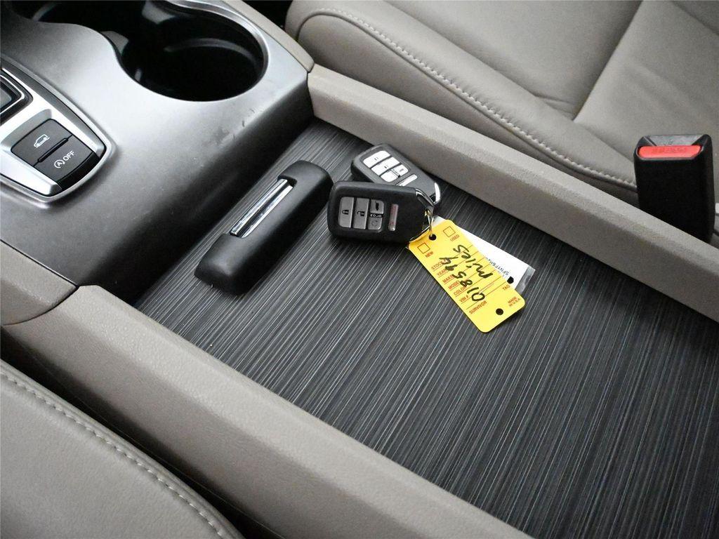 used 2022 Honda Pilot car, priced at $29,700