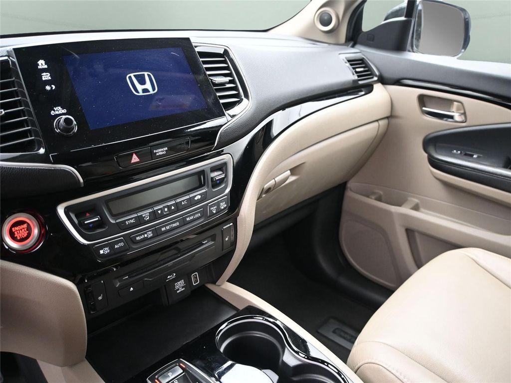 used 2020 Honda Pilot car, priced at $23,250
