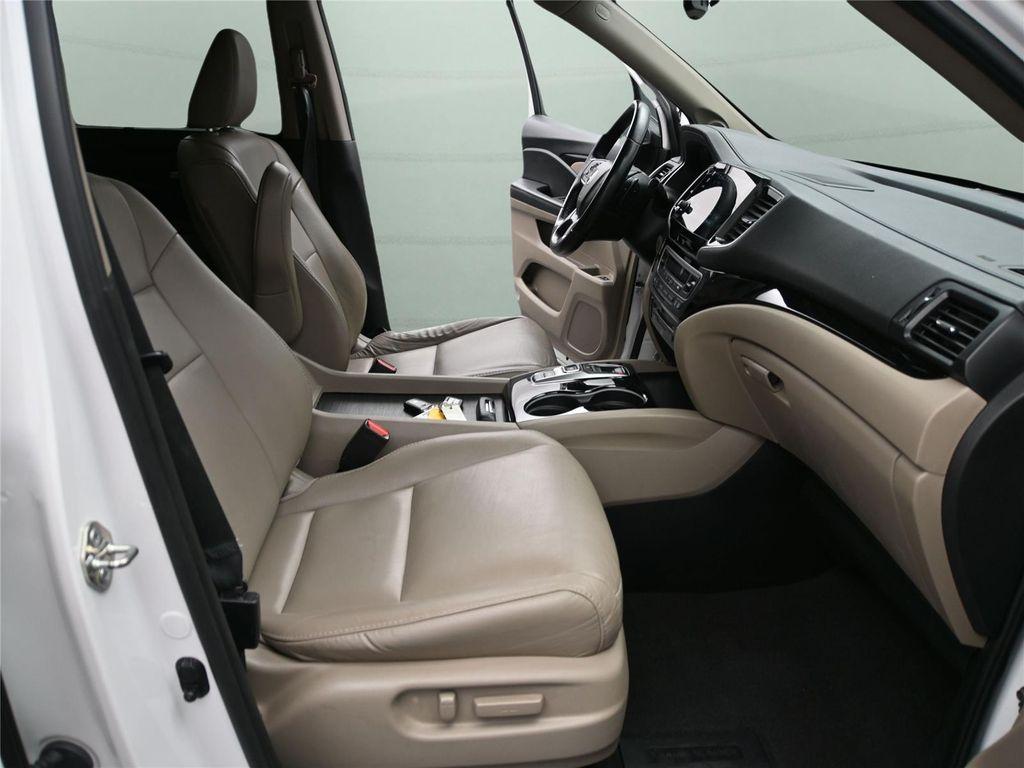 used 2020 Honda Pilot car, priced at $23,250