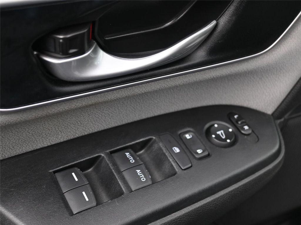 used 2021 Honda CR-V car, priced at $25,000