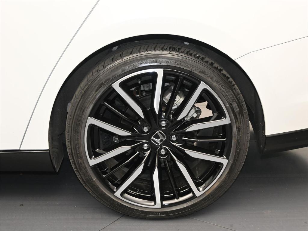 used 2023 Honda Accord Hybrid car, priced at $28,700