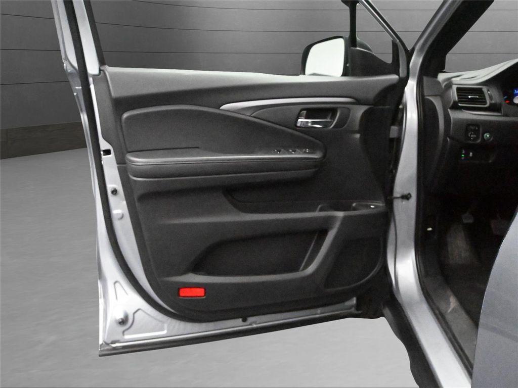 used 2022 Honda Pilot car, priced at $24,500