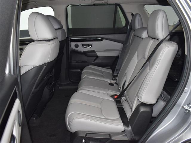 used 2025 Honda Pilot car, priced at $47,200