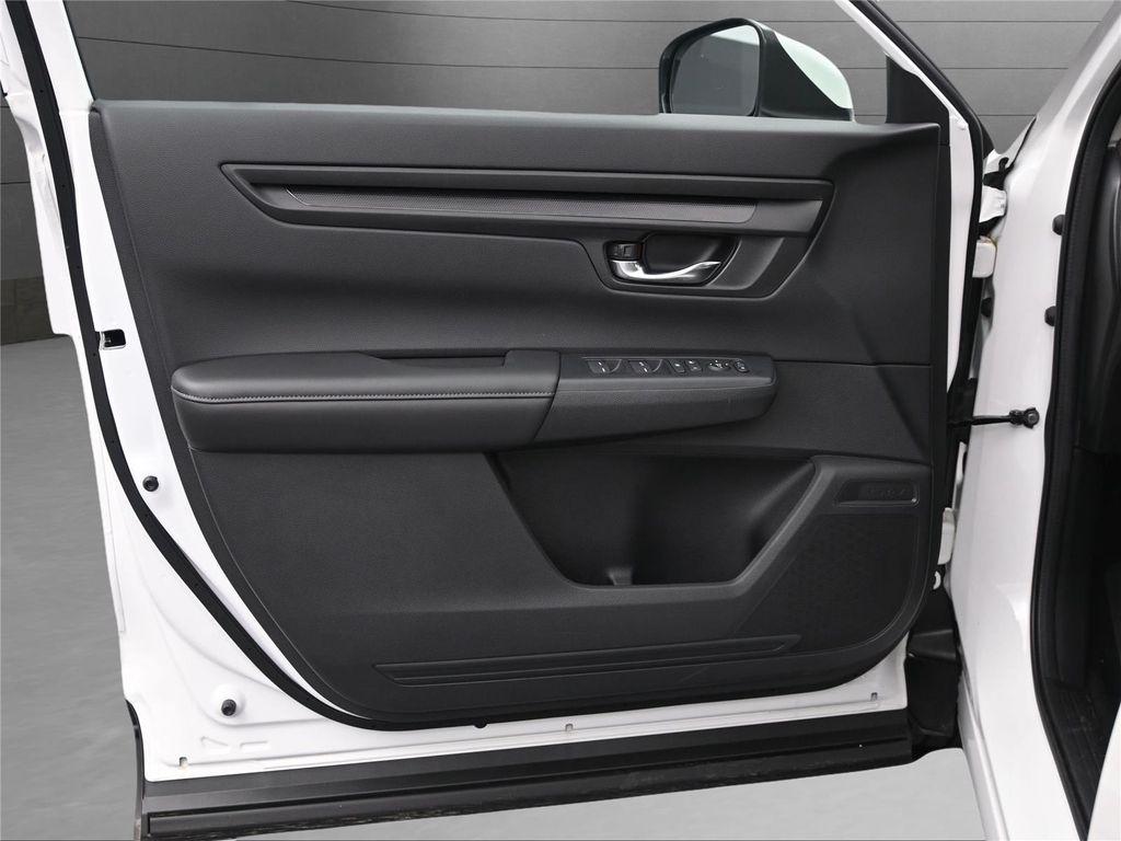 used 2025 Honda CR-V car, priced at $28,500