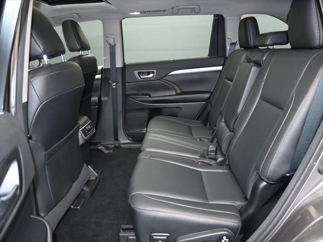used 2017 Toyota Highlander car, priced at $25,500