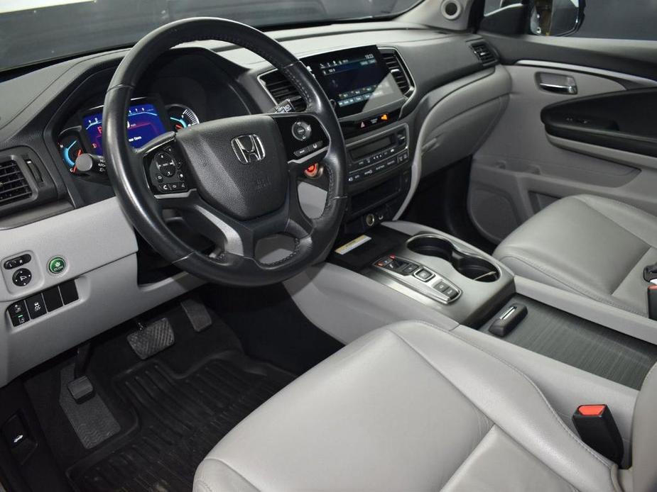 used 2022 Honda Pilot car, priced at $33,000