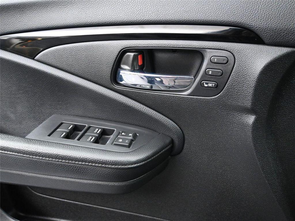 used 2019 Honda Pilot car, priced at $25,700