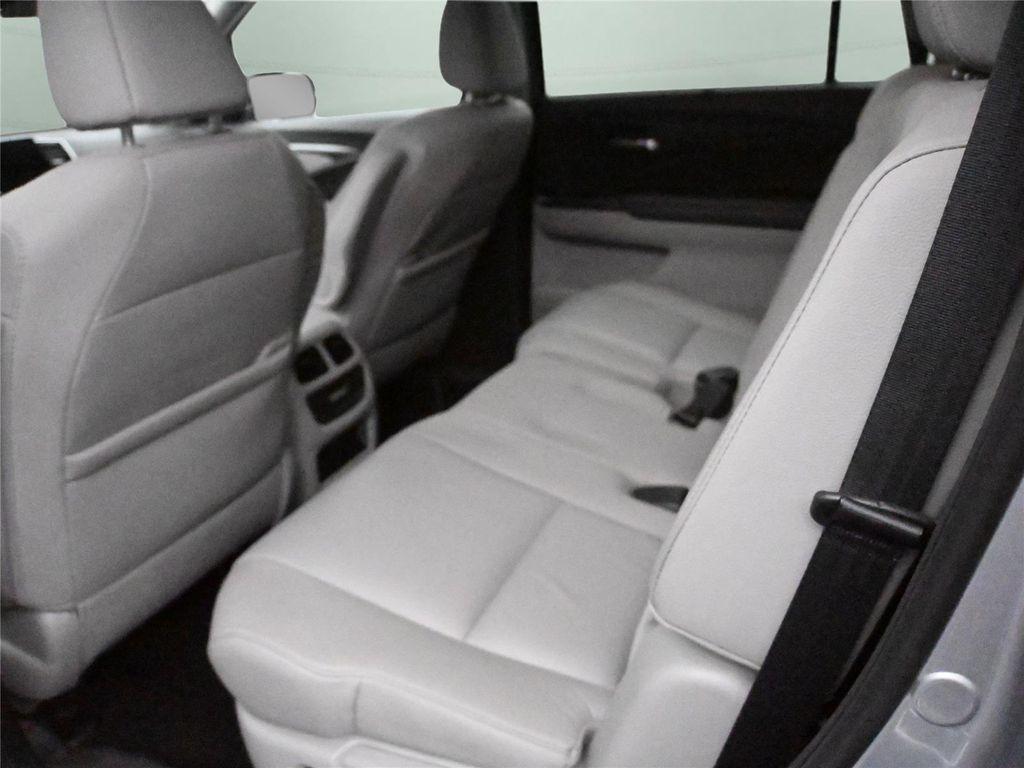 used 2022 Honda Pilot car, priced at $28,400