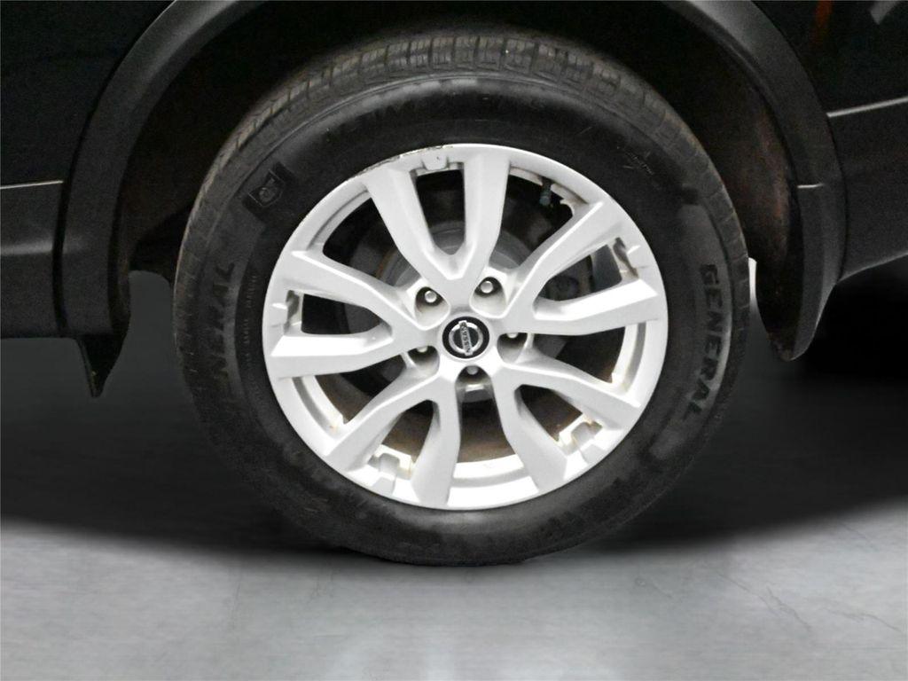 used 2020 Nissan Rogue Sport car, priced at $15,550