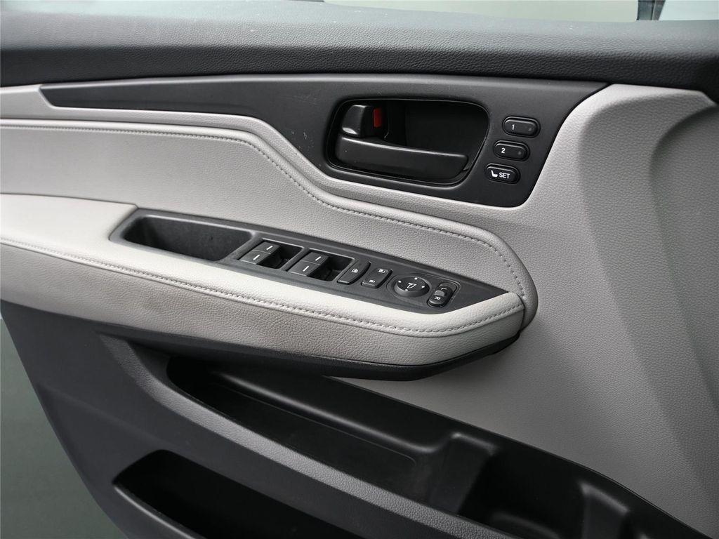 used 2024 Honda Odyssey car, priced at $35,000