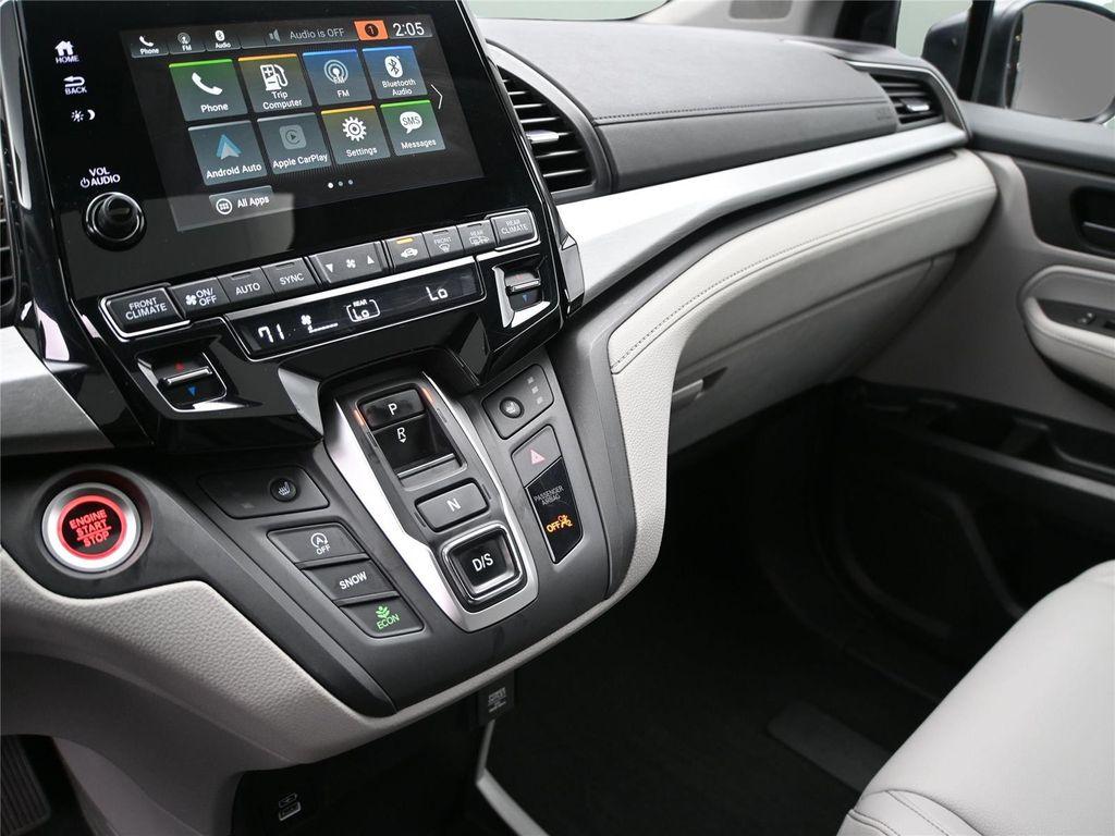 used 2024 Honda Odyssey car, priced at $35,000