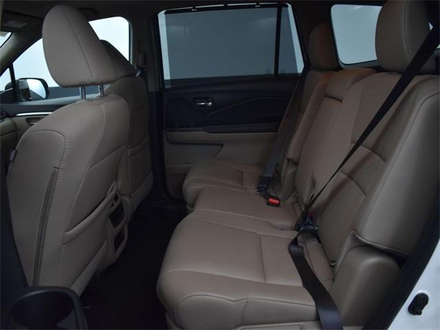 used 2022 Honda Pilot car, priced at $28,200