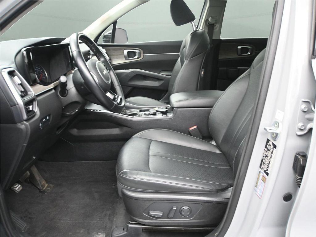 used 2022 Kia Sorento car, priced at $23,600