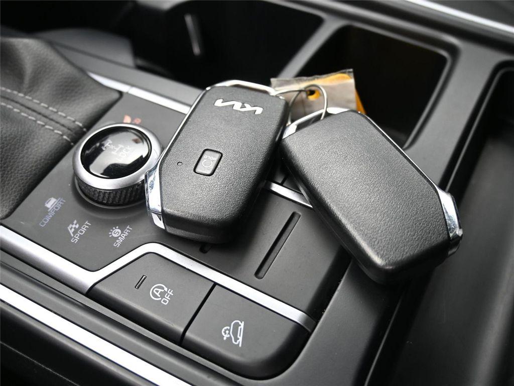 used 2022 Kia Sorento car, priced at $23,600