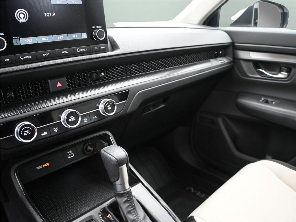 used 2025 Honda CR-V car, priced at $28,500