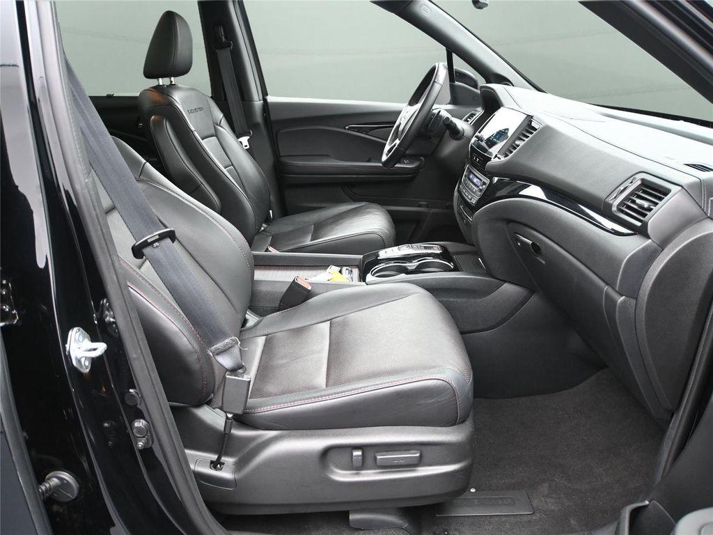 used 2022 Honda Pilot car, priced at $36,000