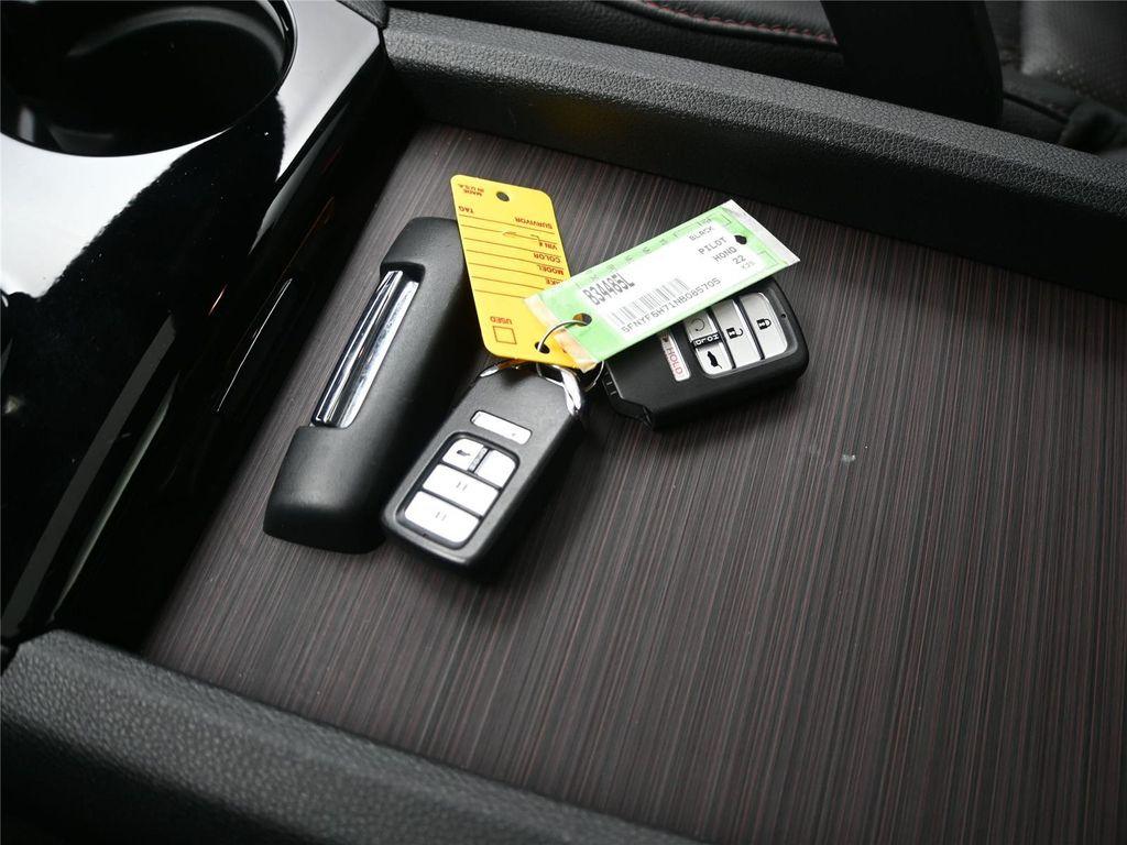 used 2022 Honda Pilot car, priced at $36,000