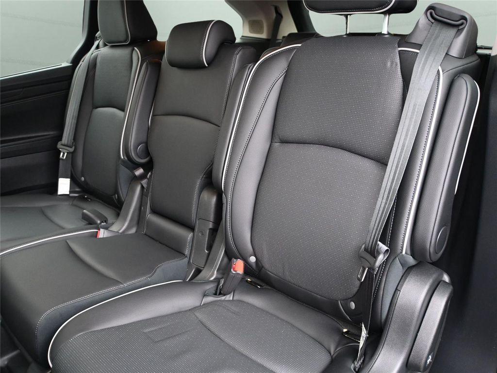 used 2025 Honda Odyssey car, priced at $46,400