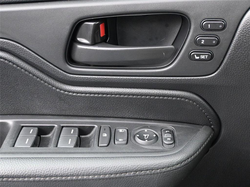 used 2024 Honda Odyssey car, priced at $37,500