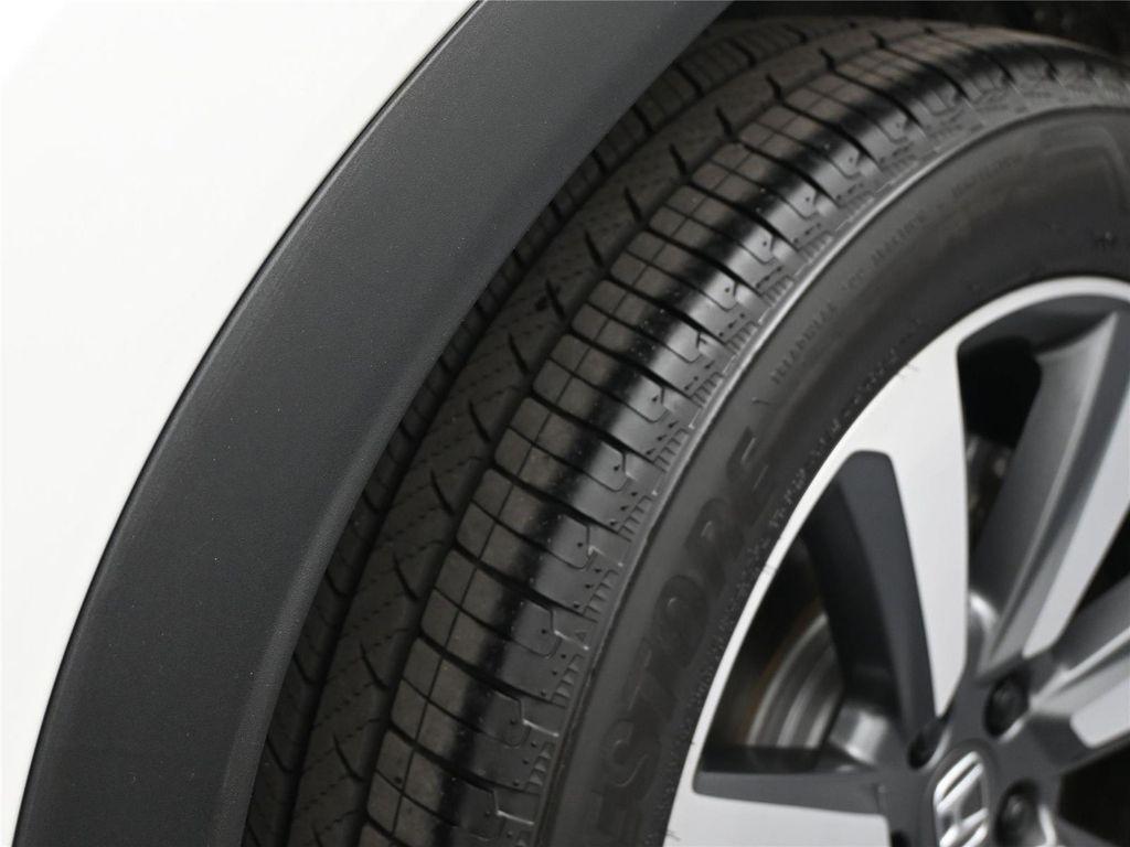 used 2025 Honda Pilot car, priced at $43,700