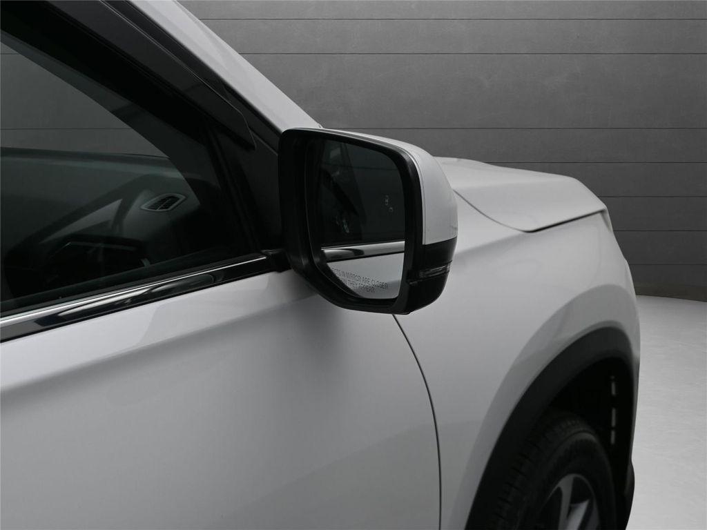 used 2025 Honda Pilot car, priced at $43,700