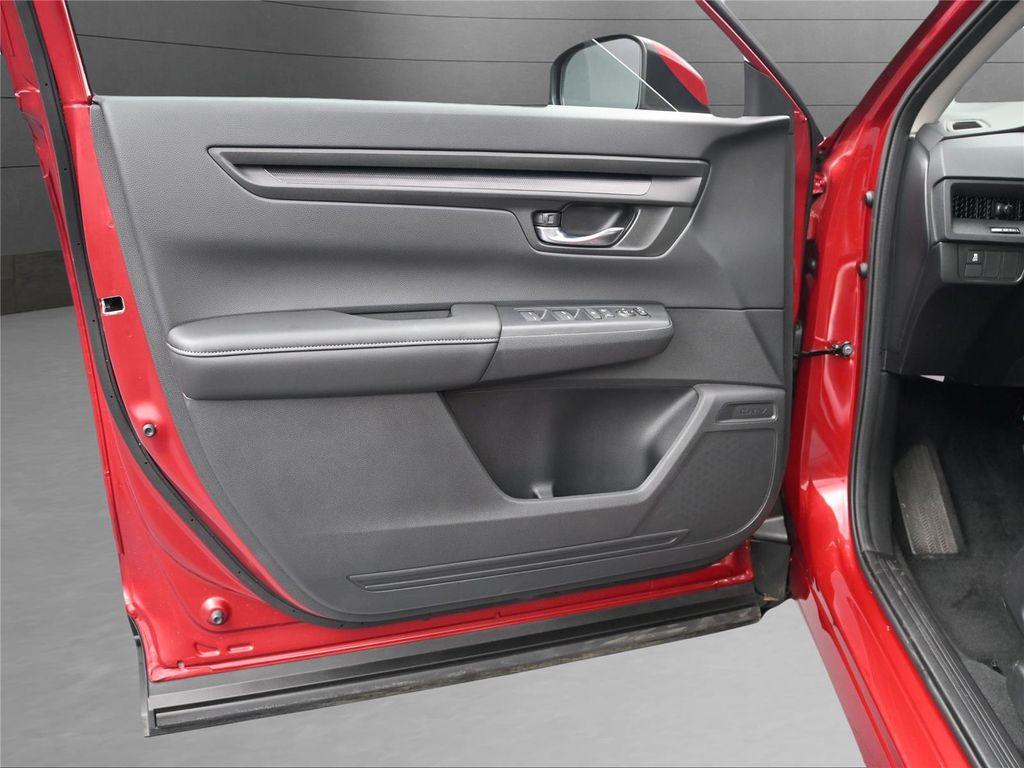 used 2025 Honda CR-V car, priced at $28,500